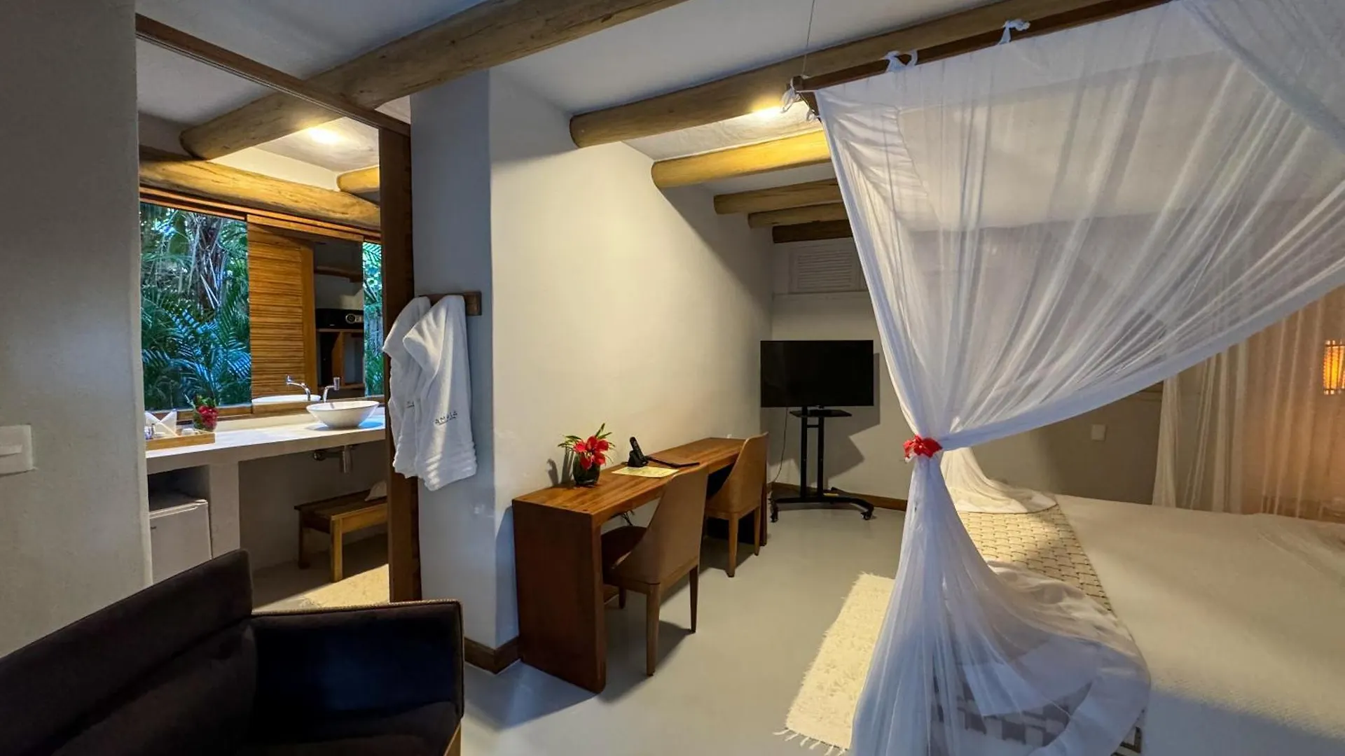 Amaia Trancoso Hotel